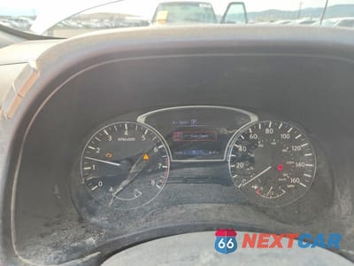 Zdjęcie 9 z 13 samochodu: 2018 NISSAN PATHFINDER SL VIN:5N1DR2MM3JC611670 - miniatura