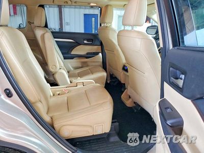 Zdjęcie 11 z 14 samochodu: 2014 TOYOTA HIGHLANDER XLE VIN:5TDJKRFH8ES015124 - miniatura