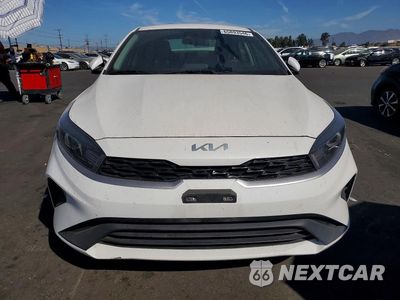 Piąte zdjęcie samochodu w środku: 2023 KIA FORTE LXS VIN:3KPF24ADXPE608560 - miniatura