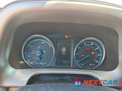 Zdjęcie 9 z 14 samochodu: 2018 TOYOTA RAV4 HYBRID XLE VIN:JTMRJREVXJD158188 - miniatura