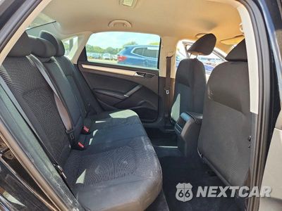 Zdjęcie 10 z 13 samochodu: 2016 VOLKSWAGEN PASSAT S VIN:1VWAT7A34GC007021 - miniatura