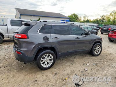 Trzecie zdjęcie samochodu z tyłu: 2015 JEEP CHEROKEE LATITUDE VIN:1C4PJMCS0FW594644 - miniatura