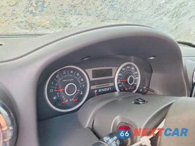 Zdjęcie 9 z 13 samochodu: 2005 FORD EXPEDITION XLT VIN:1FMFU16515LA87674 - miniatura