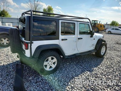 Trzecie zdjęcie samochodu z tyłu: 2016 JEEP WRANGLER UNLIMITED SPORT VIN:1C4BJWDG5GL334047 - miniatura