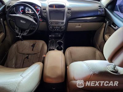 Zdjęcie 8 z 13 samochodu: 2014 KIA SORENTO EX VIN:5XYKU4A72EG520959 - miniatura
