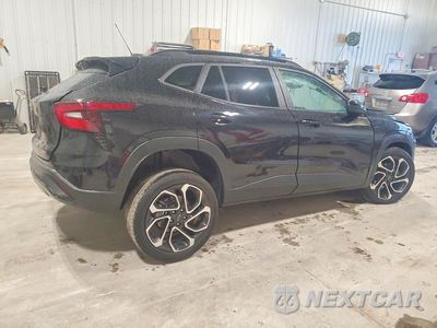 Trzecie zdjęcie samochodu z tyłu: 2025 CHEVROLET TRAX 2RS VIN:KL77LJEP5SC111448 - miniatura