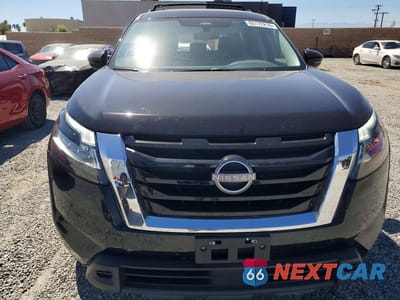 Piąte zdjęcie samochodu w środku: 2022 NISSAN PATHFINDER SV VIN:5N1DR3BA9NC210662 - miniatura