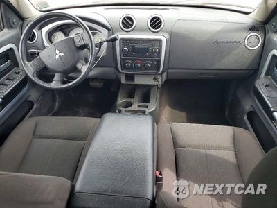 Zdjęcie 8 z 12 samochodu: 2008 MITSUBISHI RAIDER LS VIN:1Z7HC28K88S572322 - miniatura