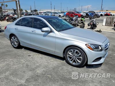 Czwarte zdjęcie samochodu z boku: 2016 MERCEDES-BENZ C 300 VIN:55SWF4JB5GU163320 - miniatura