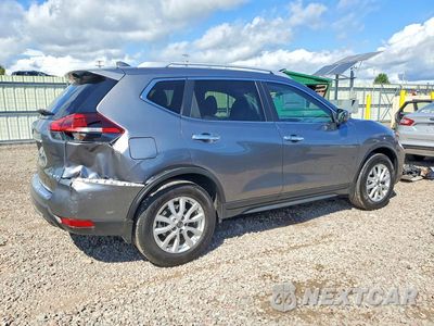 Trzecie zdjęcie samochodu z tyłu: 2018 NISSAN ROGUE SV VIN:KNMAT2MV1JP617980 - miniatura