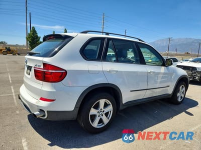 Trzecie zdjęcie samochodu z tyłu: 2013 BMW X5 XDRIVE35I VIN:5UXZV4C53D0G50245 - miniatura