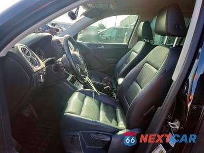 Zdjęcie 7 z 13 samochodu: 2017 VOLKSWAGEN TIGUAN S VIN:WVGBV7AX0HK024793 - miniatura
