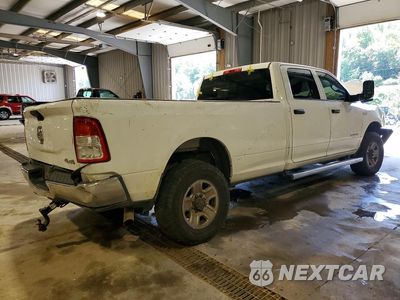 Trzecie zdjęcie samochodu z tyłu: 2019 RAM 2500 TRADESMAN VIN:3C6UR5HJXKG590327 - miniatura