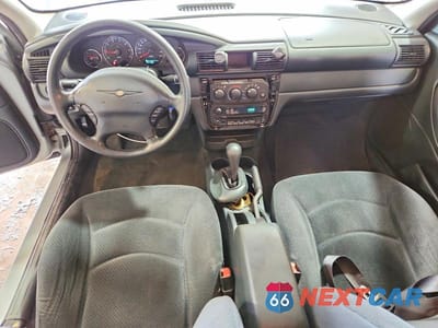 Zdjęcie 8 z 13 samochodu: 2004 CHRYSLER SEBRING LX VIN:1C3EL46X84N201795 - miniatura