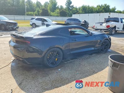 Trzecie zdjęcie samochodu z tyłu: 2016 CHEVROLET CAMARO SS VIN:1G1FH1R76G0175400 - miniatura