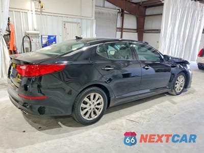 Trzecie zdjęcie samochodu z tyłu: 2014 KIA OPTIMA EX VIN:5XXGN4A7XEG341298 - miniatura