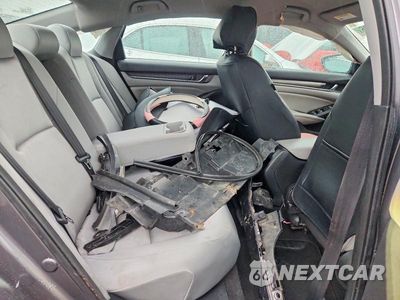 Zdjęcie 10 z 12 samochodu: 2019 HONDA ACCORD LX VIN:1HGCV1F19KA028558 - miniatura