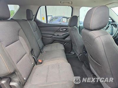 Zdjęcie 11 z 13 samochodu: 2018 CHEVROLET TRAVERSE LS VIN:1GNEVFKW8JJ178169 - miniatura