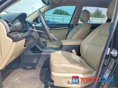 Zdjęcie 7 z 13 samochodu: 2011 KIA SORENTO BASE VIN:5XYKU3A14BG029875 - miniatura
