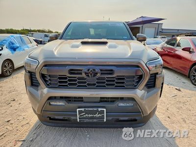 Piąte zdjęcie samochodu w środku: 2026 TOYOTA TACOMA TRD SPORT VIN:3TMKB5FN6TM074575 - miniatura
