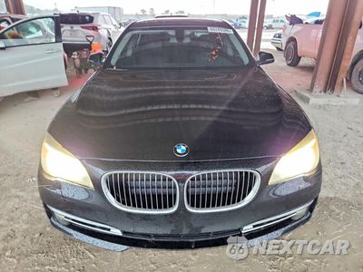 Piąte zdjęcie samochodu w środku: 2015 BMW 740 LXI VIN:WBAYF4C55FD874116 - miniatura