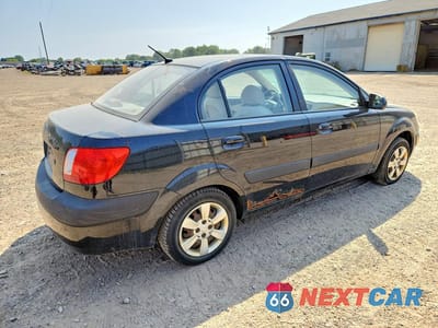 Trzecie zdjęcie samochodu z tyłu: 2007 KIA RIO BASE VIN:KNADE123276209387 - miniatura