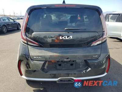 Zdjęcie 6 z 12 samochodu: 2023 KIA SOUL GT LINE VIN:KNDJ53AU0P7841844 - miniatura