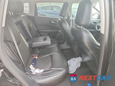 Zdjęcie 10 z 12 samochodu: 2017 JEEP COMPASS LATITUDE VIN:3C4NJCBB5HT632543 - miniatura