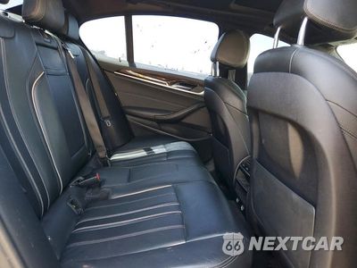 Zdjęcie 10 z 12 samochodu: 2019 BMW 530 I VIN:WBAJA5C5XKG900790 - miniatura