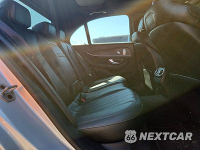 Zdjęcie 10 z 13 samochodu: 2019 MERCEDES-BENZ E 300 4MATIC VIN:WDDZF4KB2KA558804 - miniatura