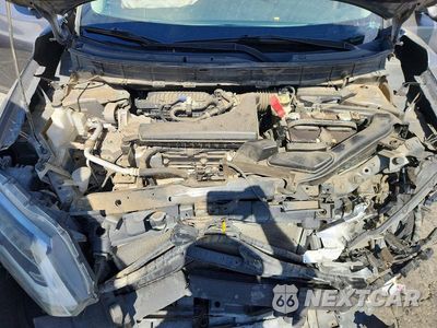 Zdjęcie 12 z 13 samochodu: 2017 NISSAN ROGUE S VIN:JN8AT2MT8HW390340 - miniatura