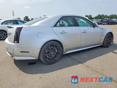 Trzecie zdjęcie samochodu z tyłu: 2009 CADILLAC CTS-V VIN:1G6DN57P990145394 - miniatura