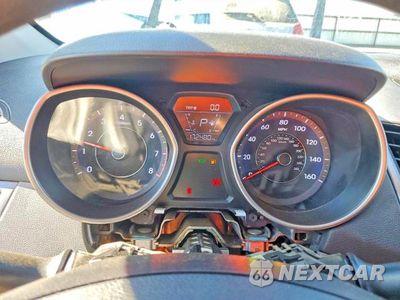 Zdjęcie 9 z 12 samochodu: 2015 HYUNDAI ELANTRA SE VIN:5NPDH4AEXFH642751 - miniatura