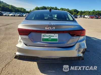 Zdjęcie 6 z 12 samochodu: 2024 KIA FORTE LXS VIN:3KPF24AD1RE734678 - miniatura