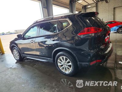 Drugie zdjęcie samochodu z przodu: 2017 NISSAN ROGUE SV VIN:5N1AT2MT4HC877818 - miniatura
