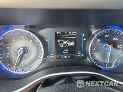 Zdjęcie 9 z 13 samochodu: 2017 CHRYSLER PACIFICA TOURING L VIN:2C4RC1BG9HR795873 - miniatura