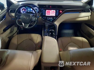 Zdjęcie 8 z 12 samochodu: 2018 TOYOTA CAMRY XLE VIN:4T1B11HK7JU095826 - miniatura