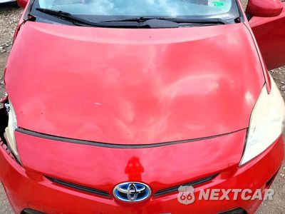Zdjęcie 11 z 12 samochodu: 2015 TOYOTA PRIUS TWO VIN:JTDKN3DUXF1946067 - miniatura