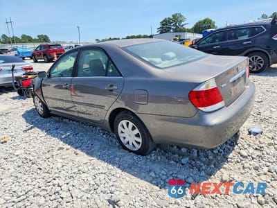 Drugie zdjęcie samochodu z przodu: 2005 TOYOTA CAMRY LE VIN:4T1BE32K45U518182 - miniatura