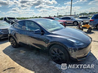 Czwarte zdjęcie samochodu z boku: 2024 TESLA MODEL Y VIN:7SAYGDEE4RF194401 - miniatura