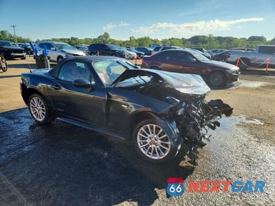 Czwarte zdjęcie samochodu z boku: 2020 FIAT 124 SPIDER CLASSICA VIN:JC1NFAEK2L0145773 - miniatura