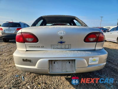 Zdjęcie 6 z 12 samochodu: 2002 CHEVROLET CAVALIER LS VIN:1G1JF524727351765 - miniatura