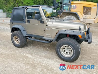 Czwarte zdjęcie samochodu z boku: 2004 JEEP WRANGLER X VIN:1J4FA39S34P793055 - miniatura