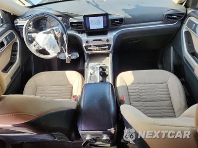 Zdjęcie 8 z 13 samochodu: 2020 FORD EXPLORER XLT VIN:1FMSK8DH5LGC57129 - miniatura