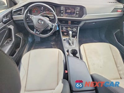Zdjęcie 8 z 12 samochodu: 2019 VOLKSWAGEN JETTA S VIN:3VWC57BU2KM043744 - miniatura