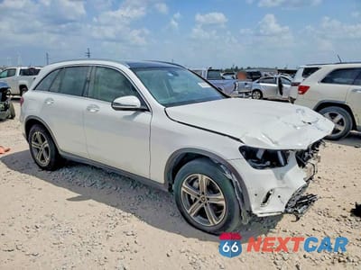 Czwarte zdjęcie samochodu z boku: 2021 MERCEDES-BENZ GLC 300 VIN:W1N0G8DB2MF900853 - miniatura