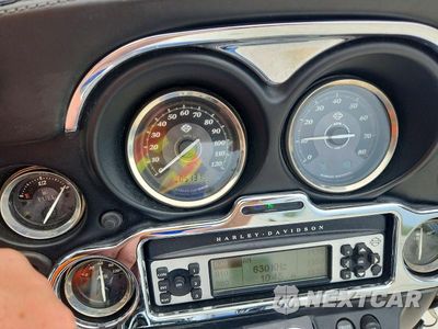 Zdjęcie 7 z 9 samochodu: 2010 HARLEY-DAVIDSON FLHTK VIN:1HD1KEM17AB656702 - miniatura