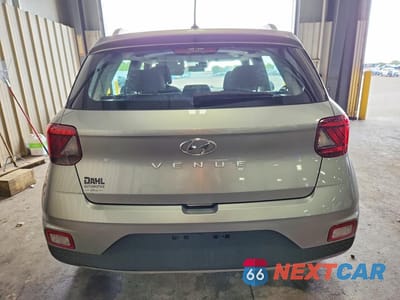 Zdjęcie 6 z 12 samochodu: 2023 HYUNDAI VENUE SEL VIN:KMHRC8A35PU271012 - miniatura