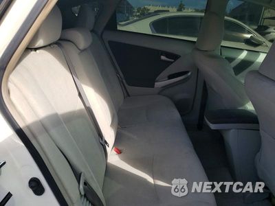Zdjęcie 10 z 12 samochodu: 2010 TOYOTA PRIUS II VIN:JTDKN3DUXA0088243 - miniatura
