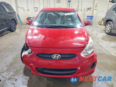Piąte zdjęcie samochodu w środku: 2017 HYUNDAI ACCENT SE VIN:KMHCT4AE0HU266012 - miniatura